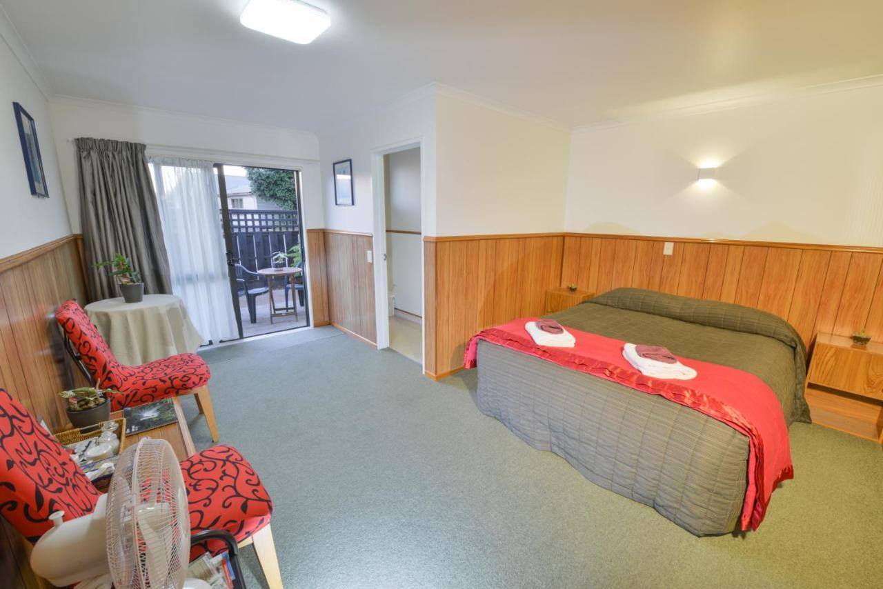 Wilderness Motel Accommodation Haast Extérieur photo