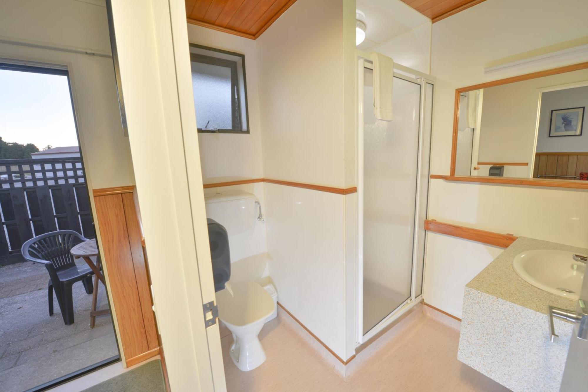 Wilderness Motel Accommodation Haast Extérieur photo
