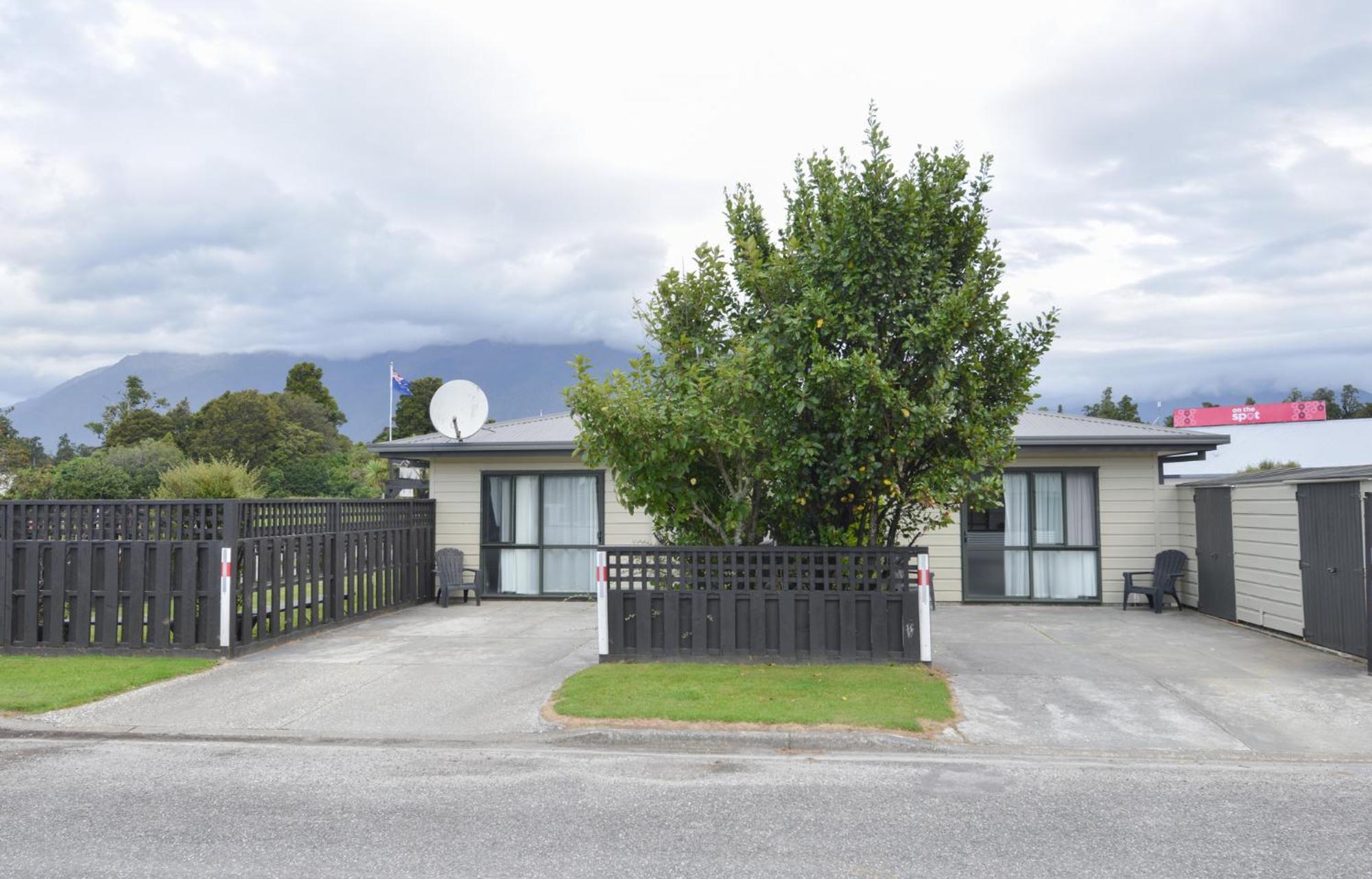 Wilderness Motel Accommodation Haast Extérieur photo