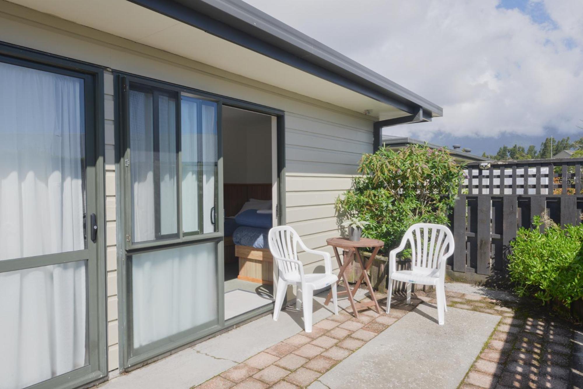 Wilderness Motel Accommodation Haast Extérieur photo